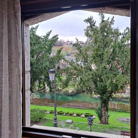 Apartamento Con Terraza Al Puente Romano Cangas de Onis Exterior photo